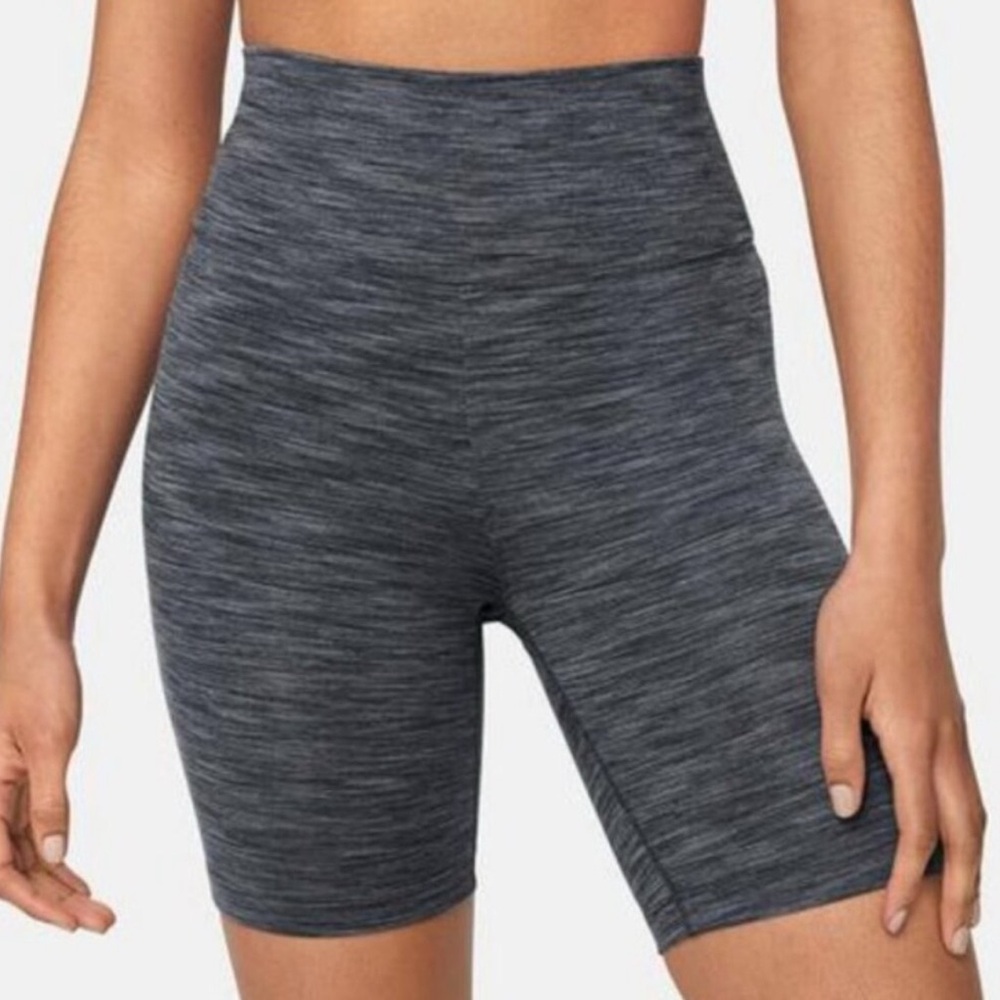Outdoor Voices Freeform Bike Shorts Women’s Charcoal - Size Medium